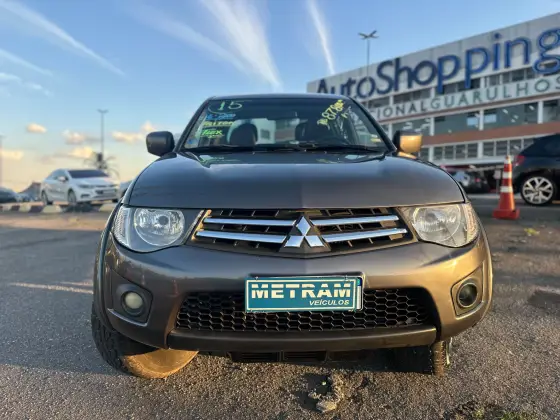 MITSUBISHI L200 TRITON 2.4 HLS 4X2 CD 16V FLEX 4P MANUAL