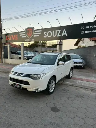 MITSUBISHI OUTLANDER 2.0 16V GASOLINA 4P AUTOMÁTICO MITSUBISHI OUTLANDER 2.0 16V GASOLINA 4P AUTOMÁTICO