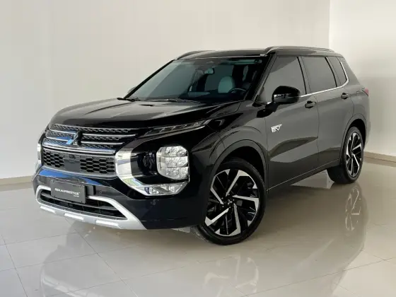 MITSUBISHI OUTLANDER 2.4 PHEV HPE-S S-AWC DHT MITSUBISHI OUTLANDER 2.4 PHEV HPE-S S-AWC DHT