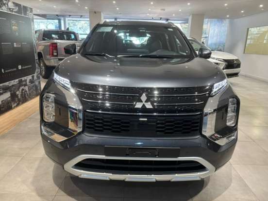 MITSUBISHI-OUTLANDER-2.4 PHEV SIGNATURE S-AWC DHT MITSUBISHI-OUTLANDER-2025