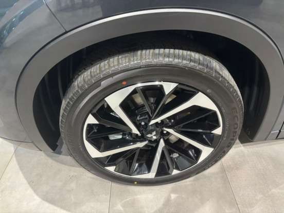 MITSUBISHI-OUTLANDER-2.4 PHEV SIGNATURE S-AWC DHT MITSUBISHI-OUTLANDER-2025
