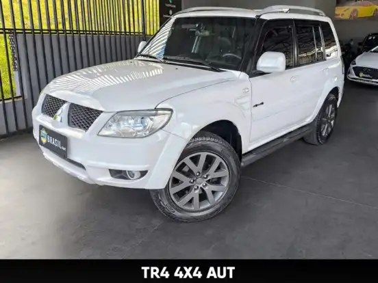 MITSUBISHI-PAJERO TR4-2.0 4X4 16V 140CV FLEX 4P AUTOMÁTICO MITSUBISHI-PAJERO TR4-2012