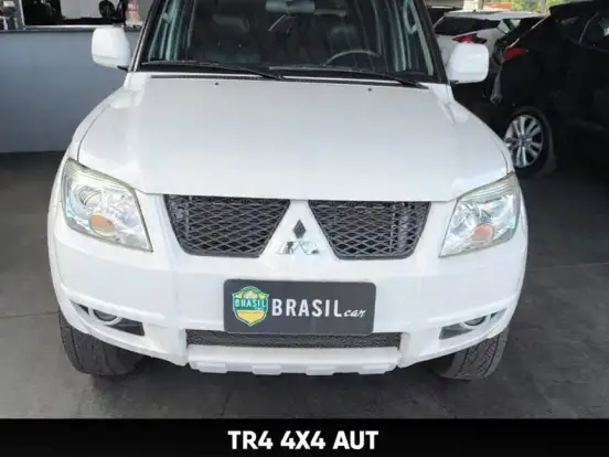 MITSUBISHI-PAJERO TR4-2.0 4X4 16V 140CV FLEX 4P AUTOMÁTICO MITSUBISHI-PAJERO TR4-2012