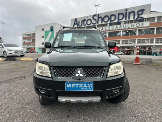 MITSUBISHI PAJERO TR4 2.0 4X4 16V 140CV FLEX 4P MANUAL MITSUBISHI PAJERO TR4 2.0 4X4 16V 140CV FLEX 4P MANUAL
