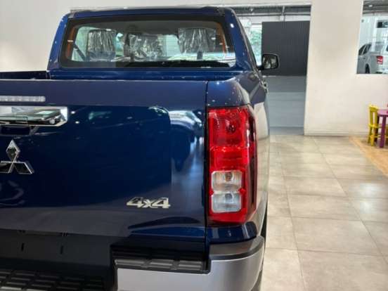 MITSUBISHI-TRITON-2.4 BITURBO DIESEL CD GL MANUAL MITSUBISHI-TRITON-2026