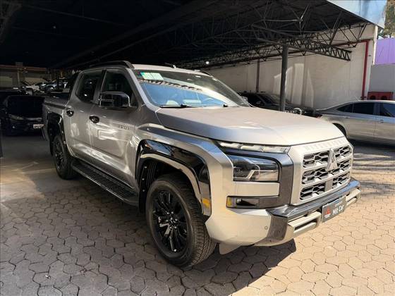 MITSUBISHI TRITON 2.4 BITURBO DIESEL CD KATANA 4X4 AUTOMÁTICO
