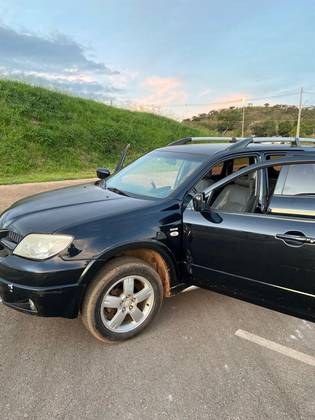 MITSUBISHI AIRTREK 2.4 4X4 16V GASOLINA 4P AUTOMÁTICO