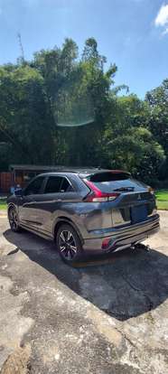 MITSUBISHI-ECLIPSE CROSS-2024