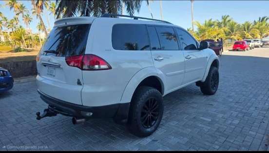 MITSUBISHI-PAJERO DAKAR-2015