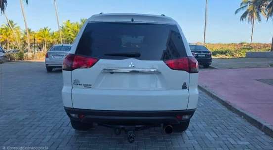 MITSUBISHI-PAJERO DAKAR-3.2 HPE 4X4 7 LUGARES 16V TURBO INTERCOOLER DIESEL 4P AUTOMÁTICO MITSUBISHI-PAJERO DAKAR-2015