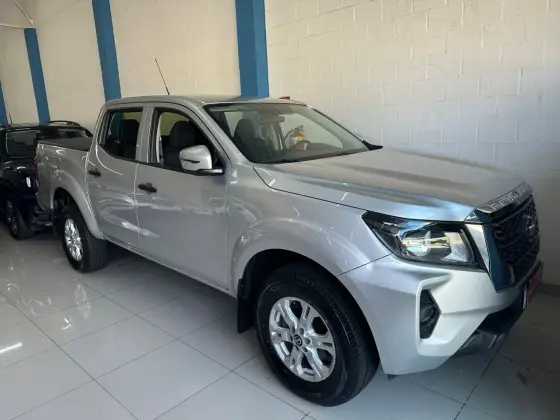 NISSAN FRONTIER 2.3 16V TURBO DIESEL SE CD 4X4 AUTOMÁTICO NISSAN FRONTIER 2.3 16V TURBO DIESEL SE CD 4X4 AUTOMÁTICO