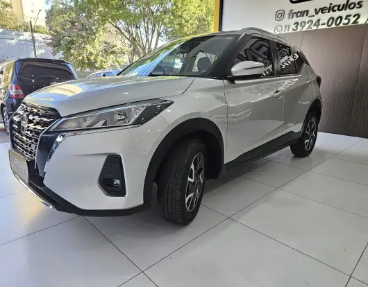 NISSAN-KICKS-2023