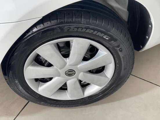 NISSAN-LIVINA-1.6 16V FLEX 4P MANUAL NISSAN-LIVINA-2011