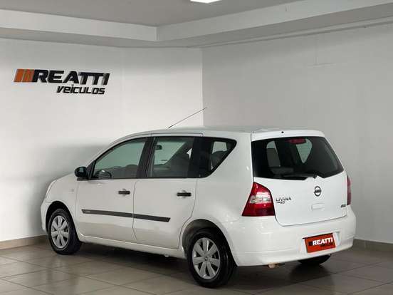 NISSAN-LIVINA-1.6 16V FLEX 4P MANUAL NISSAN-LIVINA-2011