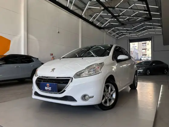 PEUGEOT 208 1.5 ALLURE 8V FLEX 4P MANUAL PEUGEOT 208 1.5 ALLURE 8V FLEX 4P MANUAL