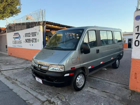PEUGEOT BOXER 2.3 HDI 330 PASSAGEIRO 16 LUGARES 8V DIESEL 3P MANUAL PEUGEOT BOXER 2.3 HDI 330 PASSAGEIRO 16 LUGARES 8V DIESEL 3P MANUAL