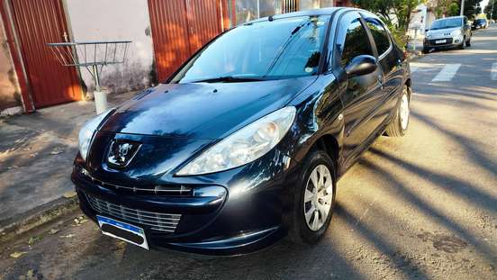 PEUGEOT-207-2012