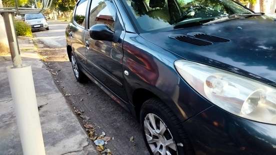 PEUGEOT-207-2012