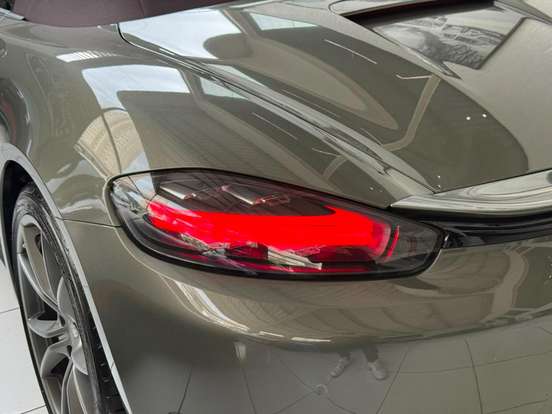 PORSCHE-718-2019