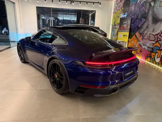 PORSCHE-911-2022