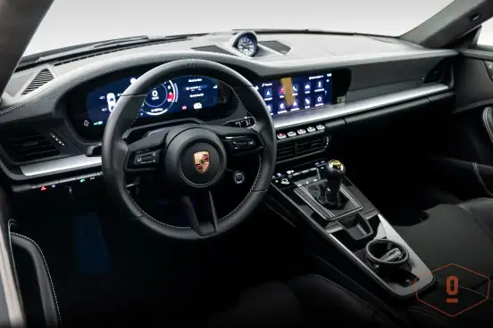 PORSCHE-911-2025