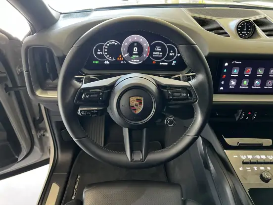 PORSCHE-CAYENNE-2024