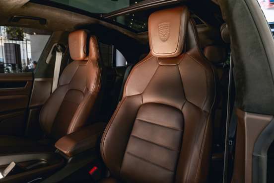 PORSCHE-MACAN-2024