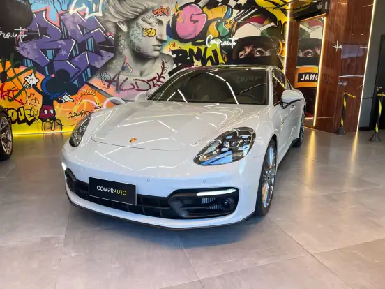 PORSCHE-PANAMERA-2023