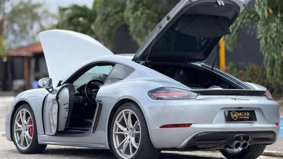 PORSCHE-718-2021