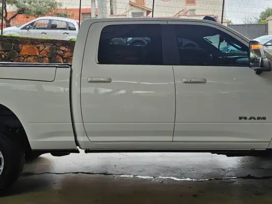 RAM-2500-6.7 I6 TURBO DIESEL LARAMIE CD 4X4 AUTOMÁTICO RAM-2500-2023