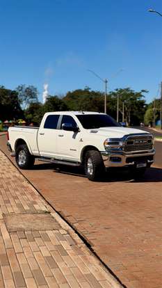 RAM-2500-6.7 I6 TURBO DIESEL LARAMIE CD 4X4 AUTOMÁTICO RAM-2500-2020
