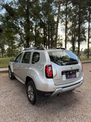 RENAULT-DUSTER-2019