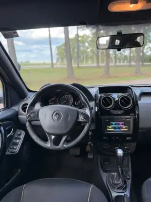 RENAULT-DUSTER-2019