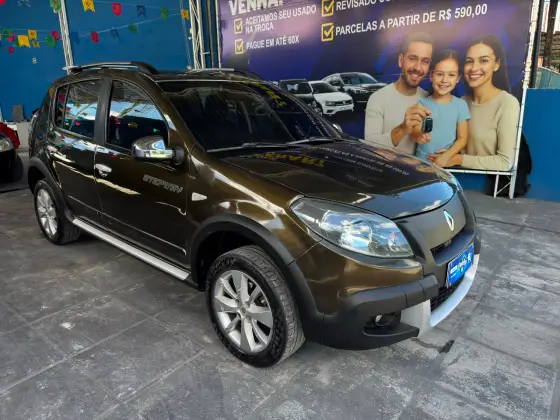 RENAULT SANDERO 1.6 STEPWAY 16V FLEX 4P MANUAL RENAULT SANDERO 1.6 STEPWAY 16V FLEX 4P MANUAL