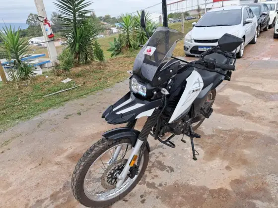 SHINERAY SHI 175S EFI SHINERAY SHI 175S EFI