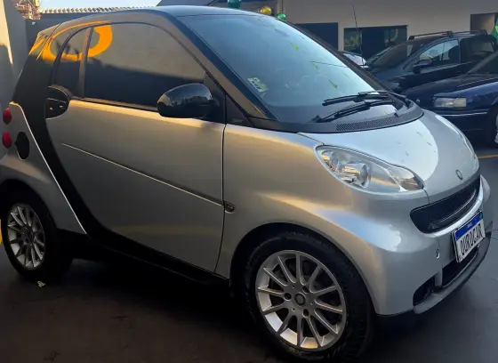 SMART FORTWO 1.0 COUPÉ 3 CILINDROS 12V GASOLINA 2P AUTOMÁTICO SMART FORTWO 1.0 COUPÉ 3 CILINDROS 12V GASOLINA 2P AUTOMÁTICO
