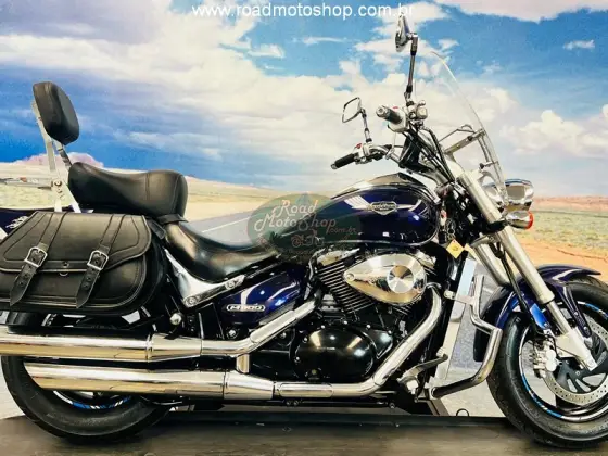 SUZUKI BOULEVARD M800 