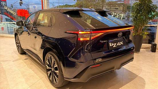 TOYOTA-BZ4X-2026