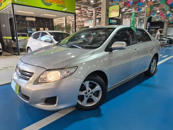 TOYOTA COROLLA 1.6 XLI 16V GASOLINA 4P AUTOMÁTICO TOYOTA COROLLA 1.6 XLI 16V GASOLINA 4P AUTOMÁTICO