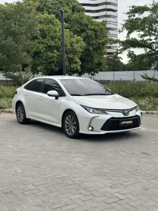 TOYOTA COROLLA 2.0 VVT-IE FLEX XEI DIRECT SHIFT TOYOTA COROLLA 2.0 VVT-IE FLEX XEI DIRECT SHIFT