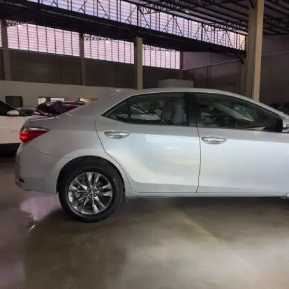 TOYOTA-COROLLA-2018