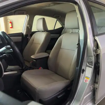 TOYOTA-COROLLA-2018
