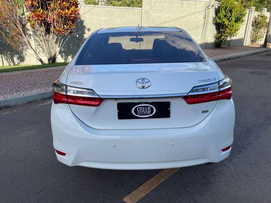 TOYOTA-COROLLA-2019