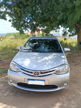 TOYOTA ETIOS 1.5 X SEDAN 16V FLEX 4P MANUAL TOYOTA ETIOS 1.5 X SEDAN 16V FLEX 4P MANUAL