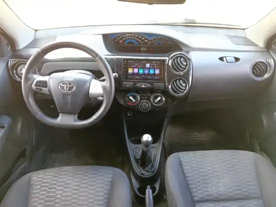 TOYOTA-ETIOS-1.5 X SEDAN 16V FLEX 4P MANUAL TOYOTA-ETIOS-2014