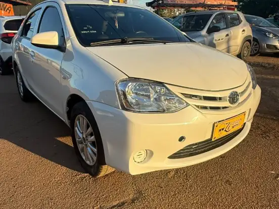 TOYOTA-ETIOS-1.5 XLS 16V FLEX 4P MANUAL TOYOTA-ETIOS-2014