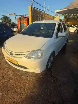 TOYOTA-ETIOS-2014