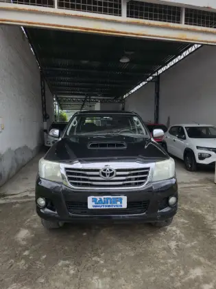 TOYOTA HILUX 3.0 SRV 4X4 CD 7 LUGARES 16V TURBO INTERCOOLER DIESEL 4P AUTOMÁTICO TOYOTA HILUX 3.0 SRV 4X4 CD 7 LUGARES 16V TURBO INTERCOOLER DIESEL 4P AUTOMÁTICO
