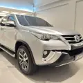 TOYOTA HILUX SW4 2.8 SRX 4X4 7 LUGARES 16V TURBO INTERCOOLER DIESEL 4P AUTOMÁTICO TOYOTA HILUX SW4 2.8 SRX 4X4 7 LUGARES 16V TURBO INTERCOOLER DIESEL 4P AUTOMÁTICO