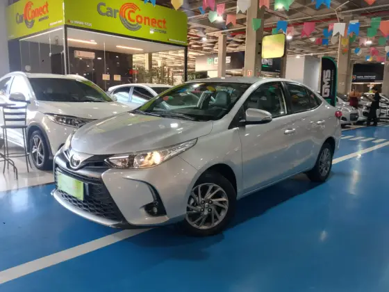 TOYOTA YARIS 1.5 16V FLEX SEDAN XS CONNECT MULTIDRIVE TOYOTA YARIS 1.5 16V FLEX SEDAN XS CONNECT MULTIDRIVE